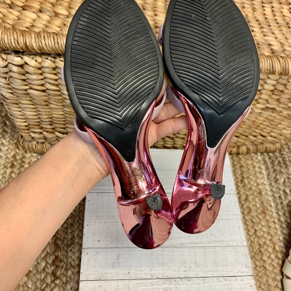 Lilac Flower Kitten Heels | Size 8 - Picture 5 of 5